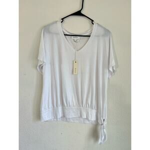 NWT Korye V Neck White Tie Knot Detail Relaxed Fit Cap Sleeve Size Large